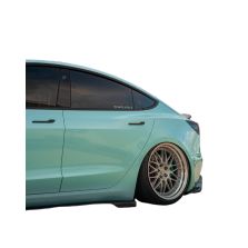 Tesla Model 3 Carbon Fiber Side Skirt V2