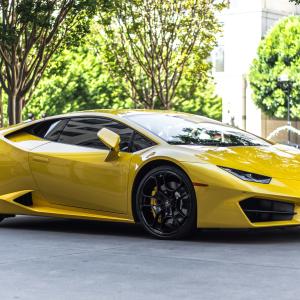 Are There Any Large Lamborghini Parts Distributors in the USA?